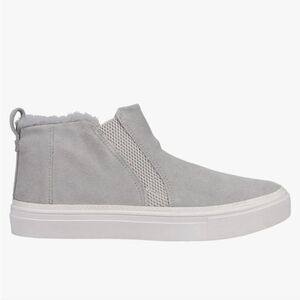 Tom's Paxton Bryce Slip on Suede Sneaker with Fur Trim in Grey Size 8.5